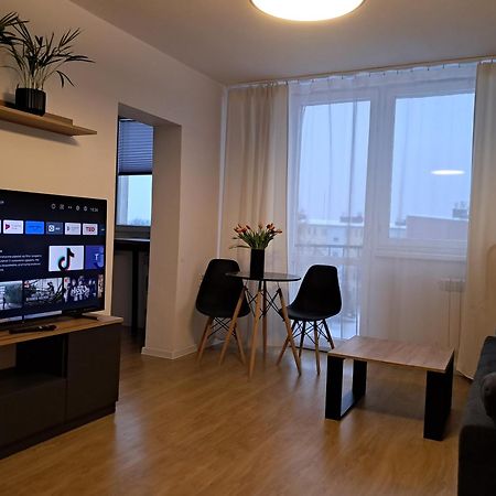Kawalerka 28M Salon Z Kuchnia Centrum Nowy Sącz Exterior foto