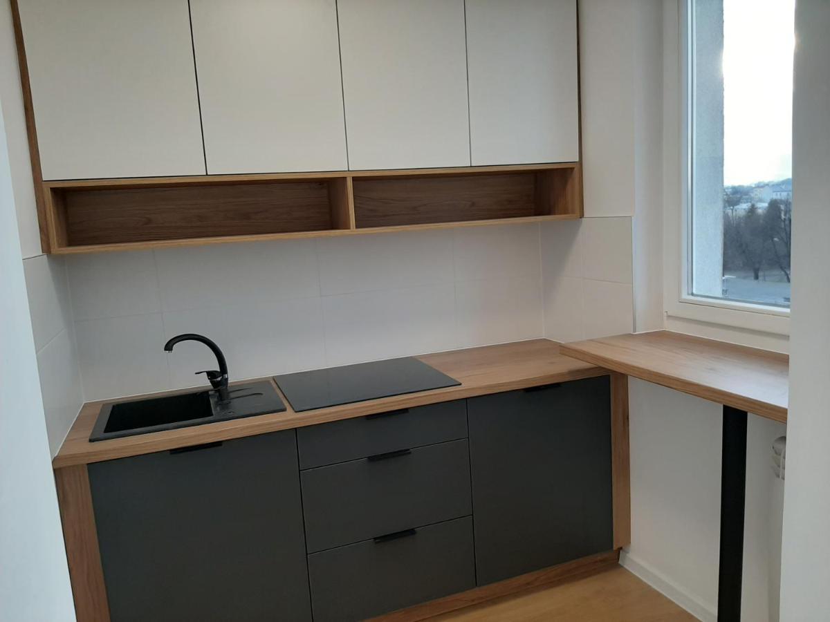Kawalerka 28M Salon Z Kuchnia Centrum Nowy Sącz Exterior foto